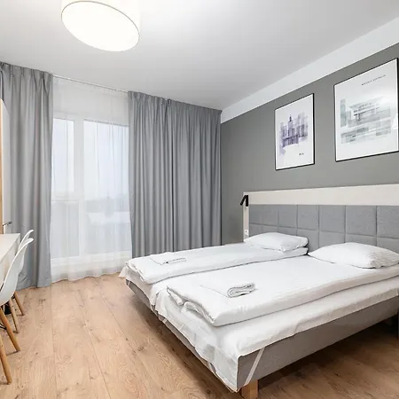 Appartement Rentplanet - Wolska Varsovie