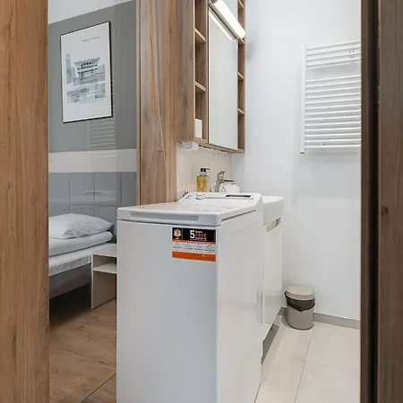 Rentplanet - Wolska * 바르샤바