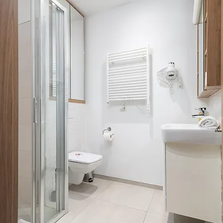 Rentplanet - Wolska 아파트