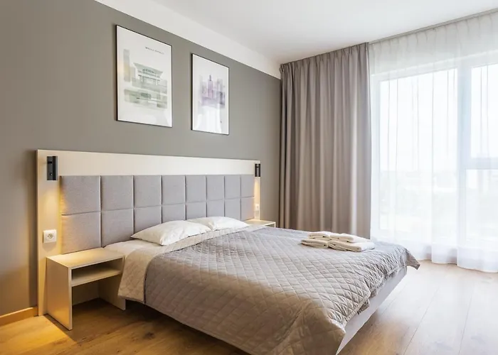 Appartement Rentplanet - Wolska Varsovie