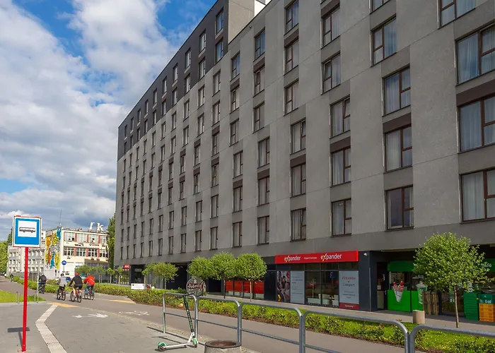 Appartement Rentplanet - Wolska Varsovie